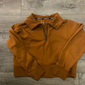 Orangetheory half zip crop sweater